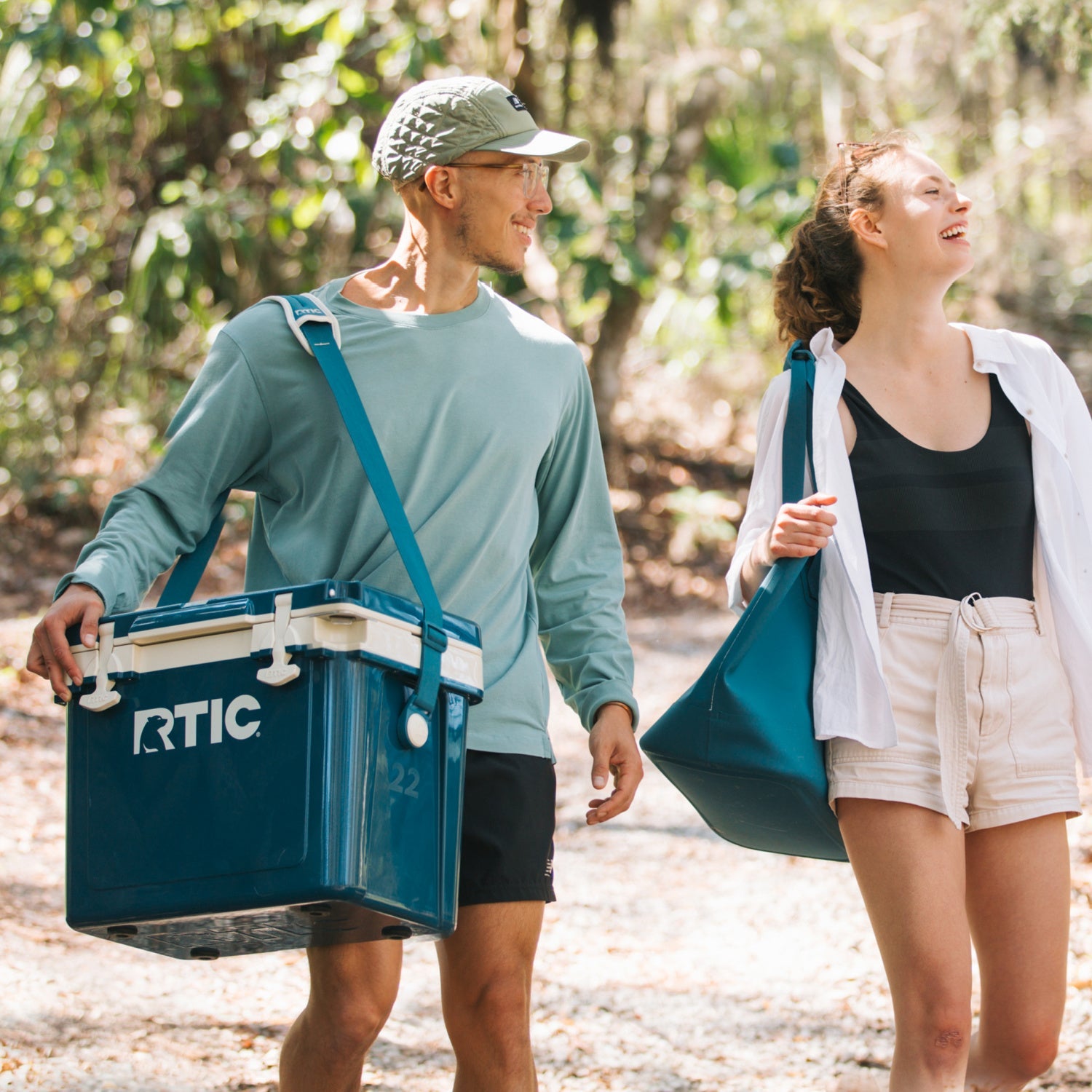22 QT Ultra-Light Cooler